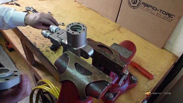 Hydraulic Torque Wrench Maintenance. Rapid-Torc RTX Low Profile Wrench