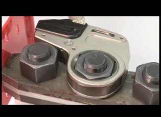 Hydraulic Torque Wrench Operation