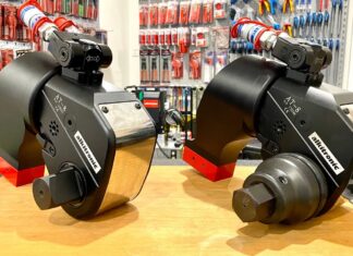 “Giải pháp hiệu quả cho việc xiết bulong đai ốc: Thiết bị thủy lực AT8, momen 11000 Nm – Alkitronic”