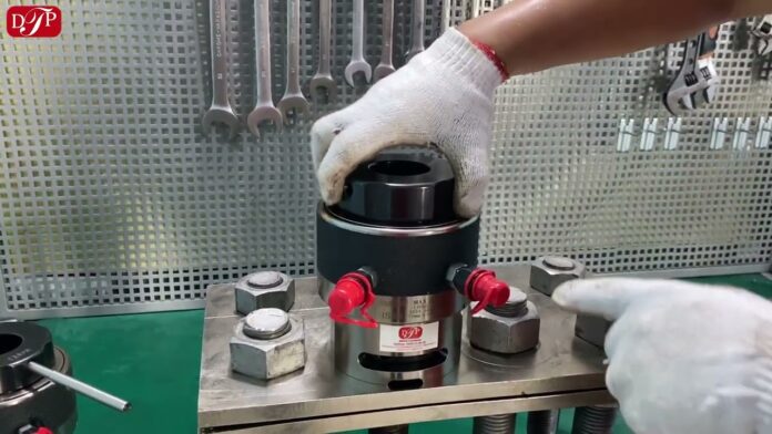 Tel: (+84) 8 22 55 55 88.