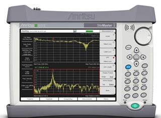 Site Master™ Compact Handheld Cable & Antenna Analyzer (S331E)